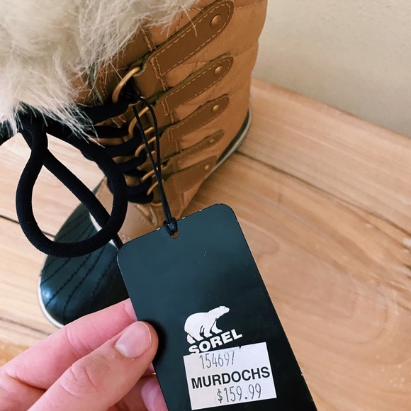 Brand new Sorels - Picture 4 of 5